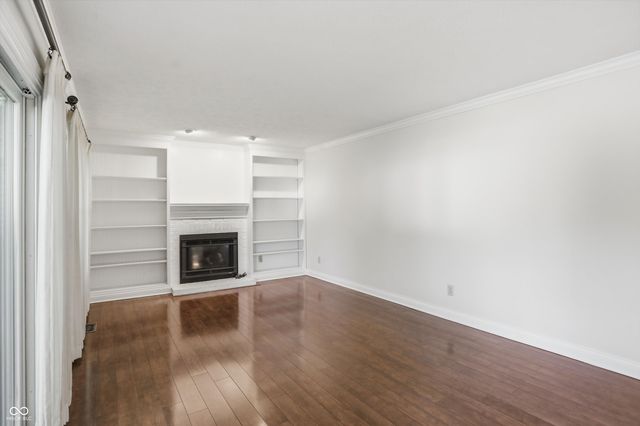 8942 Pine Tree Boulevard, Indianapolis, IN 46256