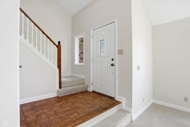 8942 Pine Tree Boulevard, Indianapolis, IN 46256