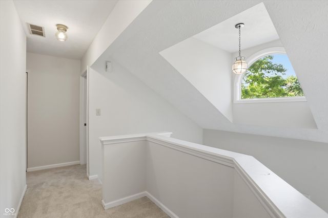 8942 Pine Tree Boulevard, Indianapolis, IN 46256