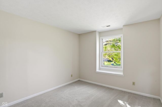 8942 Pine Tree Boulevard, Indianapolis, IN 46256