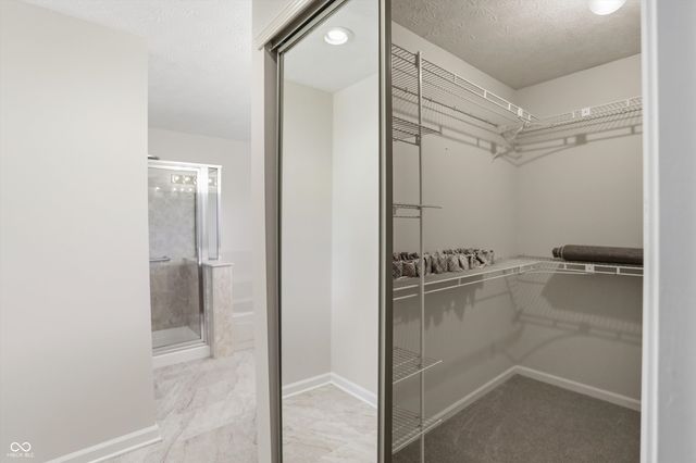 8942 Pine Tree Boulevard, Indianapolis, IN 46256