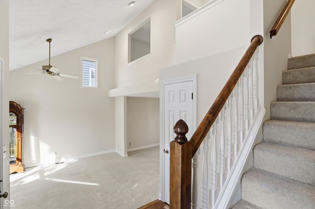 8942 Pine Tree Boulevard, Indianapolis, IN 46256