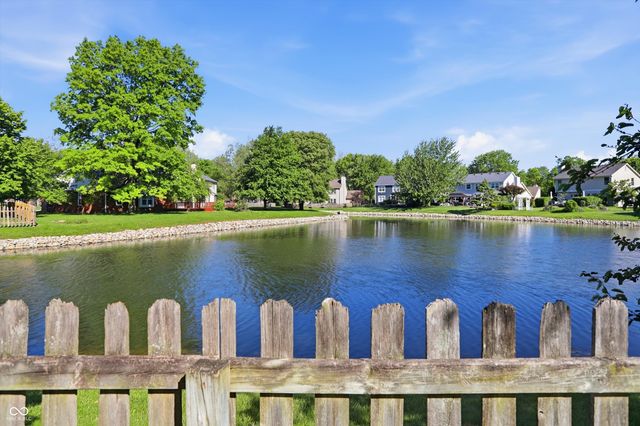 8942 Pine Tree Boulevard, Indianapolis, IN 46256