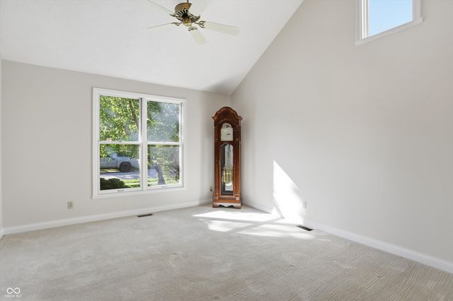 8942 Pine Tree Boulevard, Indianapolis, IN 46256