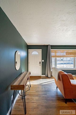 1960 Bittern Drive, Ammon, ID 83406