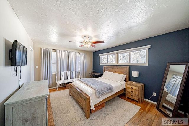 1960 Bittern Drive, Ammon, ID 83406