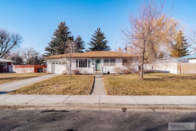 1960 Bittern Drive, Ammon, ID 83406