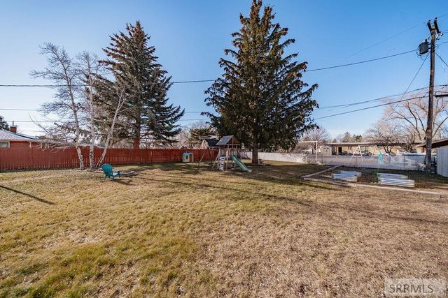 1960 Bittern Drive, Ammon, ID 83406