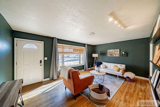 1960 Bittern Drive, Ammon, ID 83406