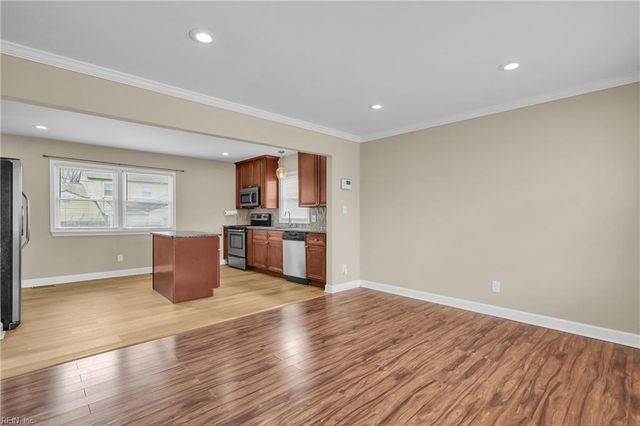 819 Headrow TER, Hampton, VA 23666