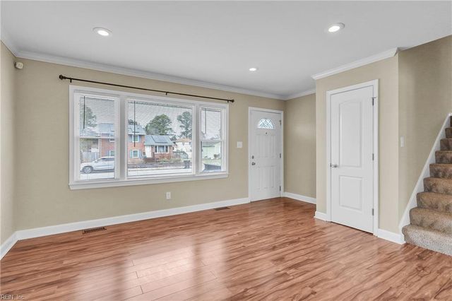 819 Headrow TER, Hampton, VA 23666