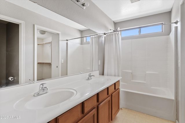 1231 S AMBER Street, Chandler, AZ 85286