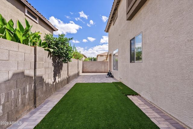 1231 S AMBER Street, Chandler, AZ 85286