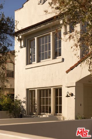 1445 Allison Avenue, Los Angeles, CA 90026