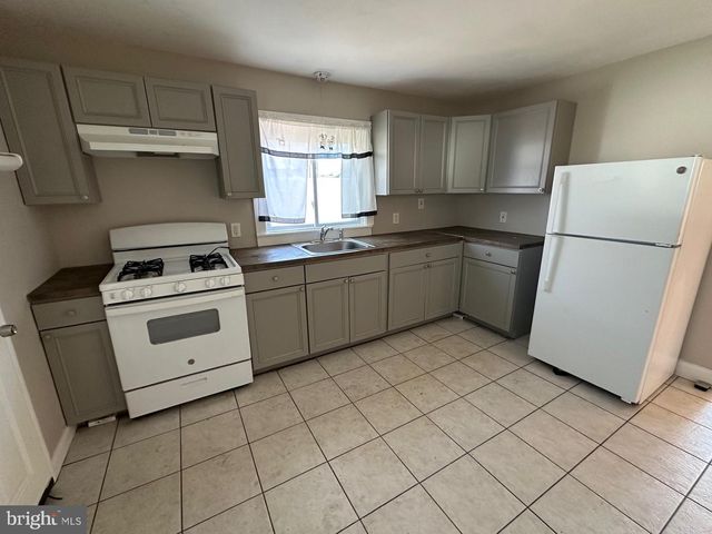 268 WEBER AVE, Trenton, NJ 08638