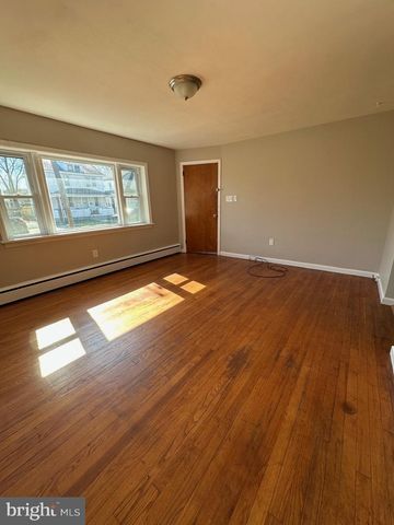 268 WEBER AVE, Trenton, NJ 08638