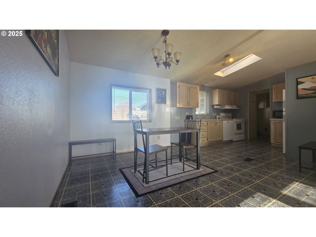 1500 S COLUMBUS Ave 38, Goldendale, WA 98620