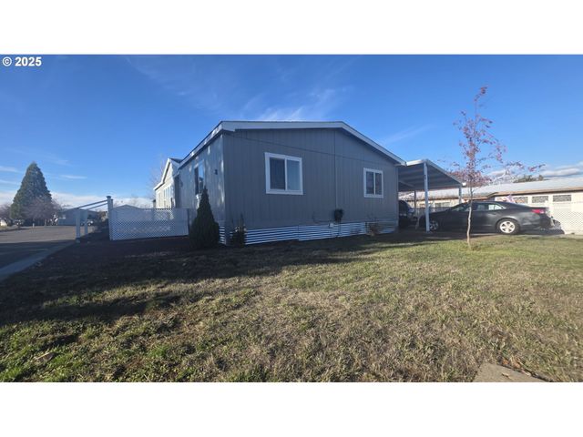 1500 S COLUMBUS Ave 38, Goldendale, WA 98620