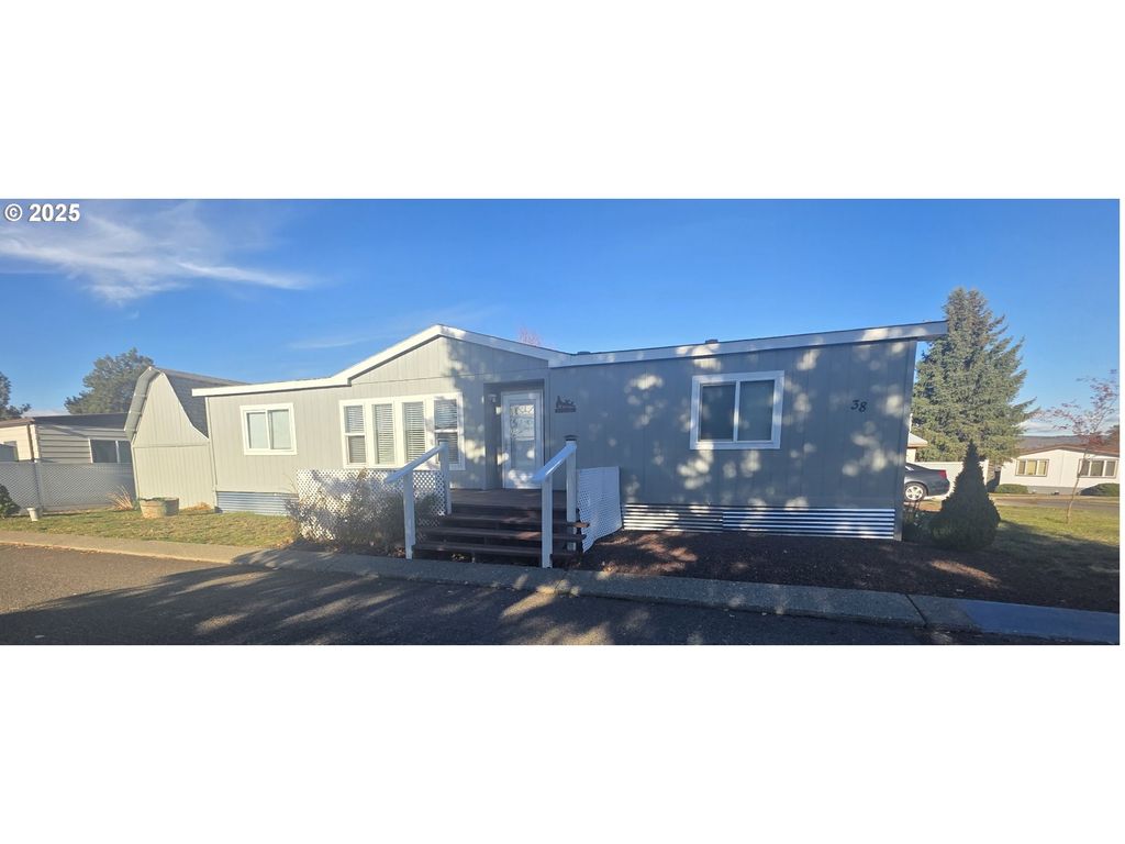1500 S COLUMBUS Ave 38, Goldendale, WA 98620