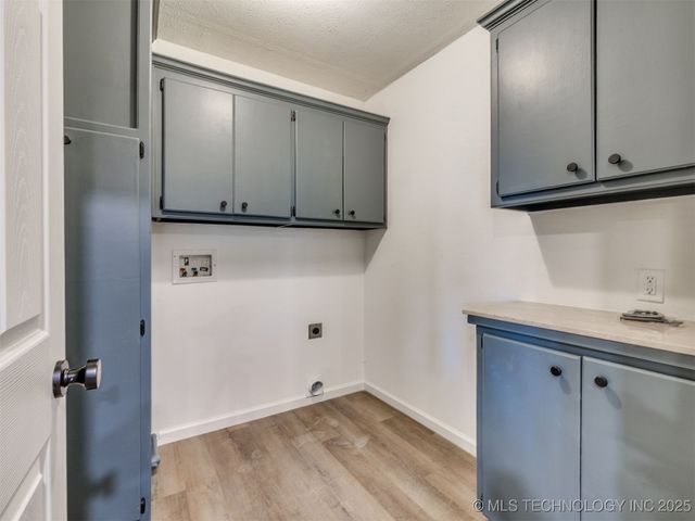 1331 S 101st Avenue, Tulsa, OK 74137