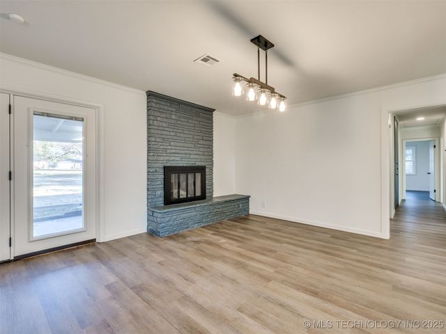 1331 S 101st Avenue, Tulsa, OK 74137