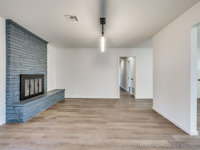 1331 S 101st Avenue, Tulsa, OK 74137