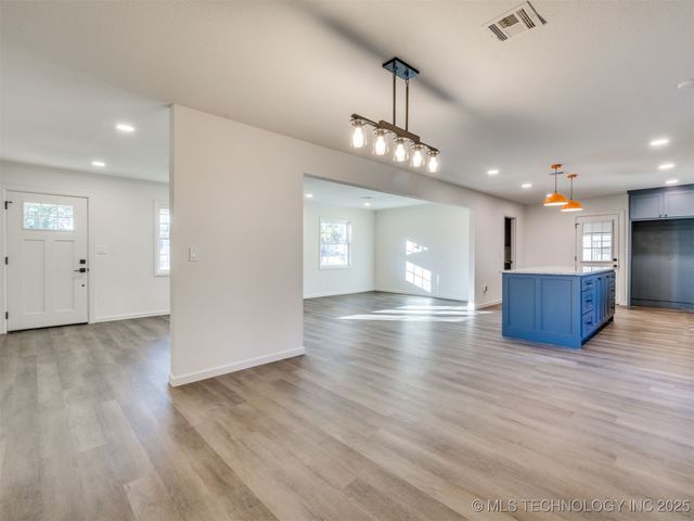 1331 S 101st Avenue, Tulsa, OK 74137