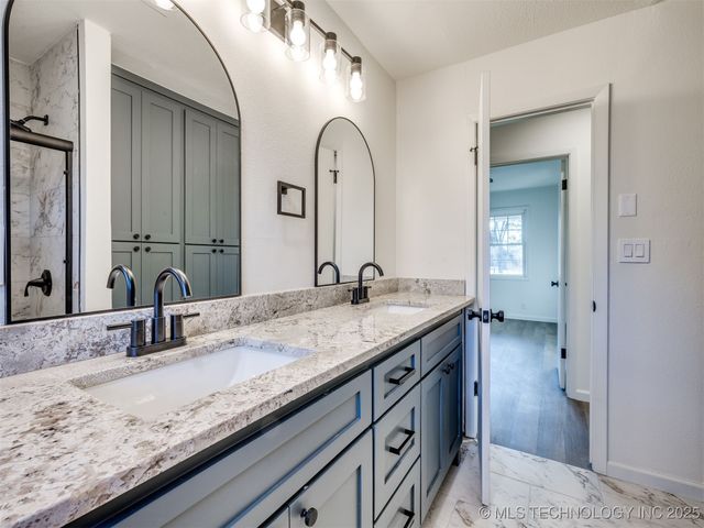 1331 S 101st Avenue, Tulsa, OK 74137