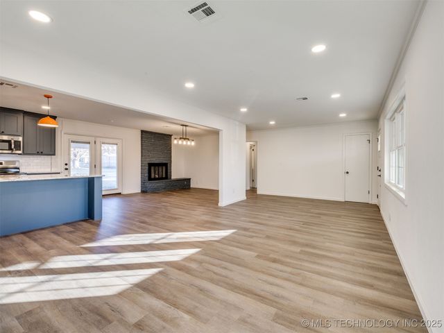 1331 S 101st Avenue, Tulsa, OK 74137