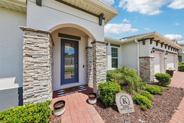 6100 SIERRA CROWN STREET, Mount Dora, FL 32757