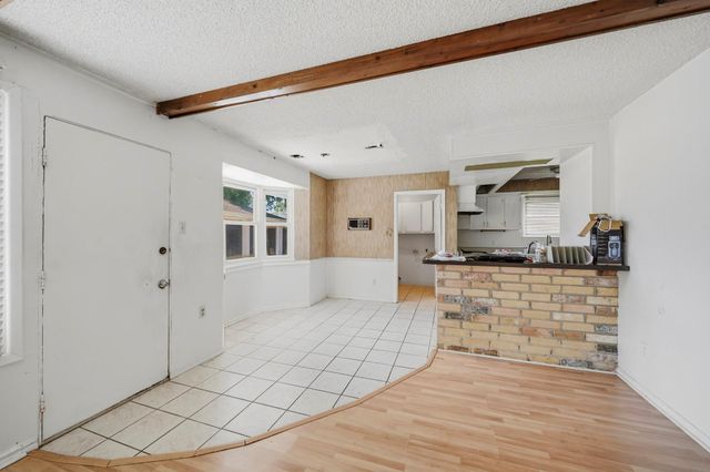 12211 Level Run Street, Meadows Place, TX 77477
