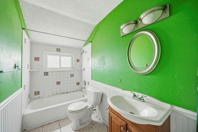 12211 Level Run Street, Meadows Place, TX 77477