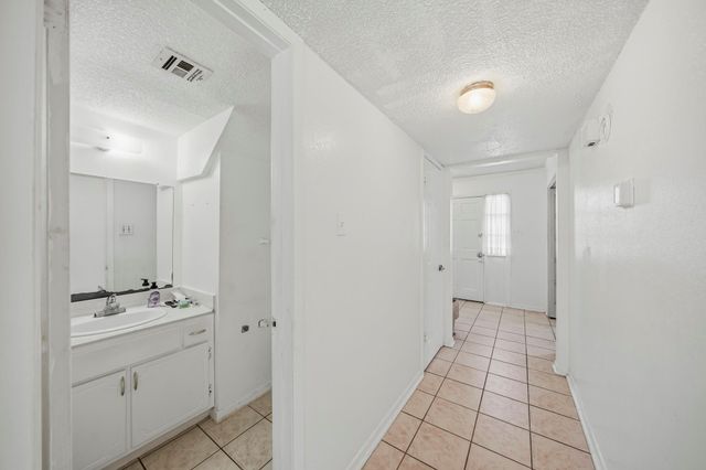 12211 Level Run Street, Meadows Place, TX 77477