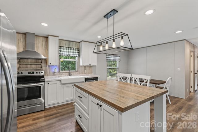 609 Edwards Road, Fort Lawn, SC 29714
