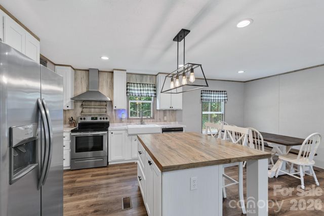 609 Edwards Road, Fort Lawn, SC 29714
