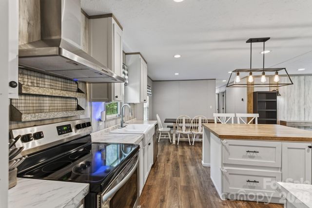 609 Edwards Road, Fort Lawn, SC 29714
