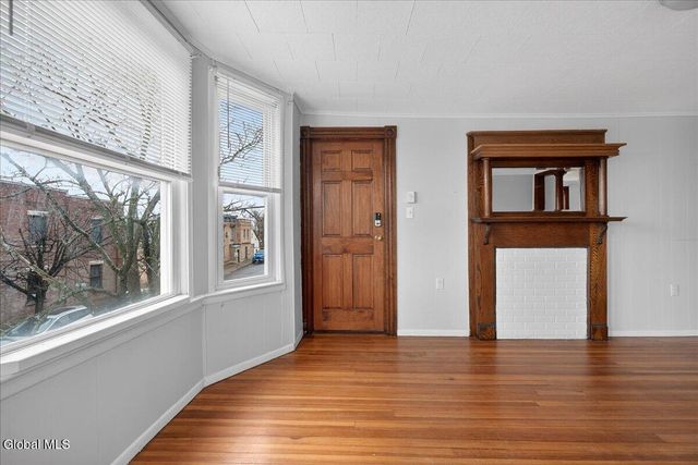 1266 5th Avenue, Troy, NY 12180