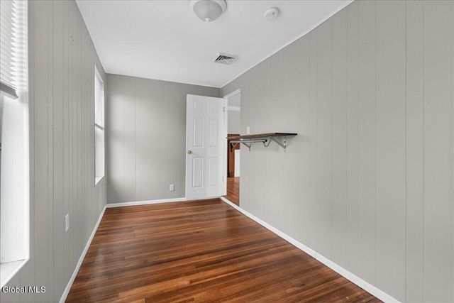 1266 5th Avenue, Troy, NY 12180