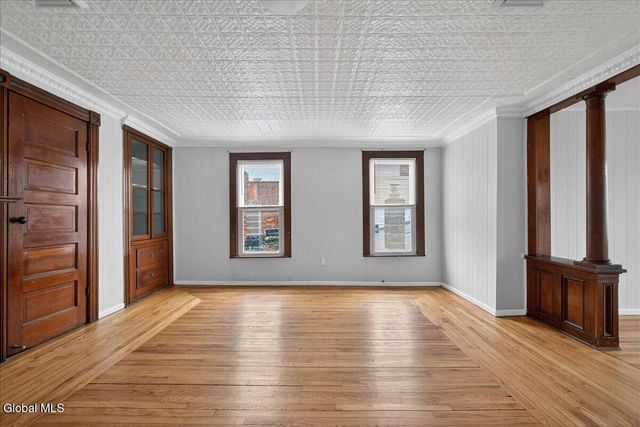 1266 5th Avenue, Troy, NY 12180