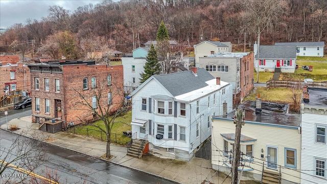 1266 5th Avenue, Troy, NY 12180