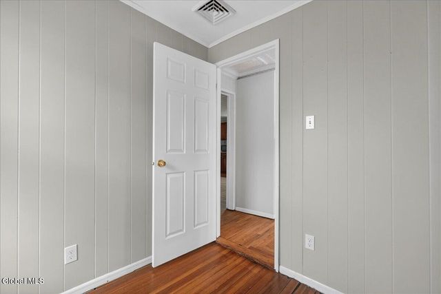 1266 5th Avenue, Troy, NY 12180