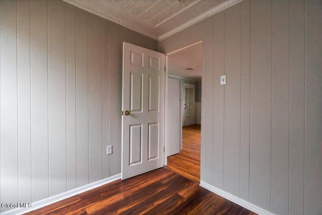 1266 5th Avenue, Troy, NY 12180