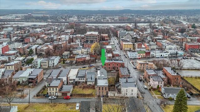 1266 5th Avenue, Troy, NY 12180