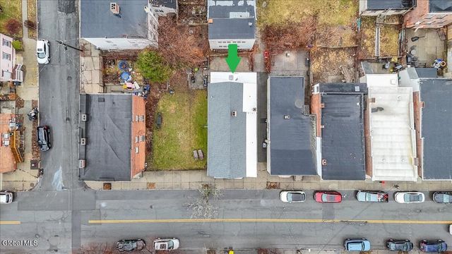 1266 5th Avenue, Troy, NY 12180