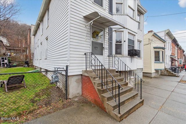 1266 5th Avenue, Troy, NY 12180