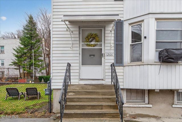 1266 5th Avenue, Troy, NY 12180
