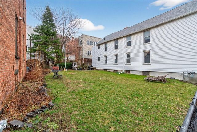 1266 5th Avenue, Troy, NY 12180