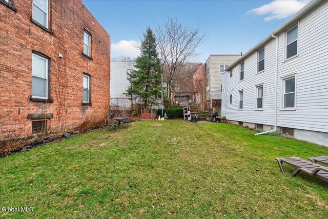 1266 5th Avenue, Troy, NY 12180