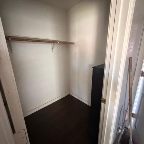 2032 E 9th St, Stockton, CA 95206
