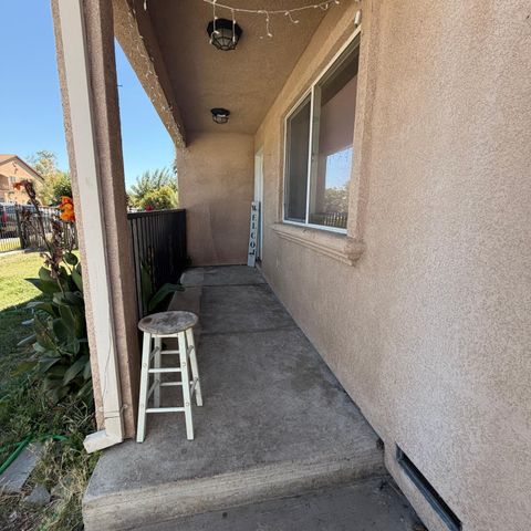 2032 E 9th St, Stockton, CA 95206